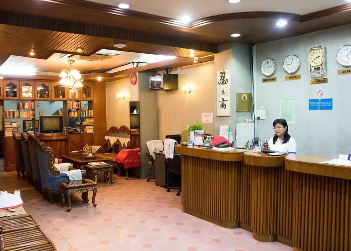 May Shan Hotel
