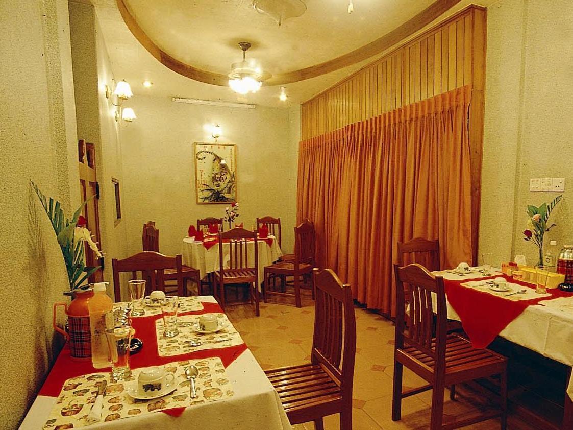 Hotel Shan *